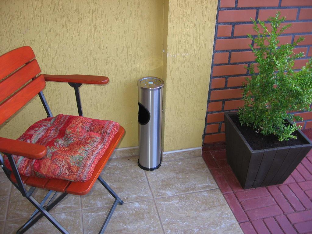 Apartament Zuzia Dźwirzyno Exterior foto